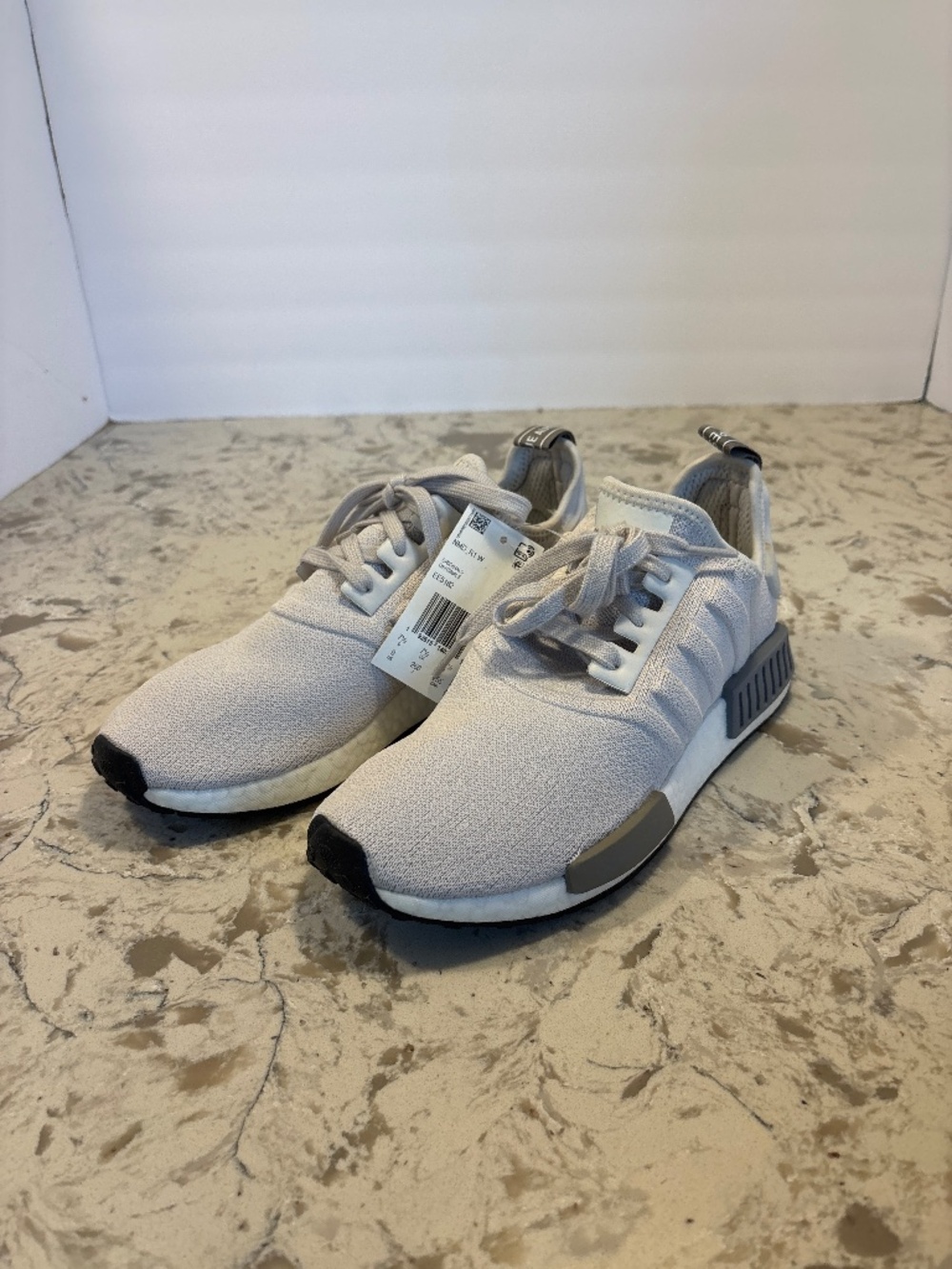 Women’s NWT Adidas NMD R1 Raw White Sneakers Sz 9